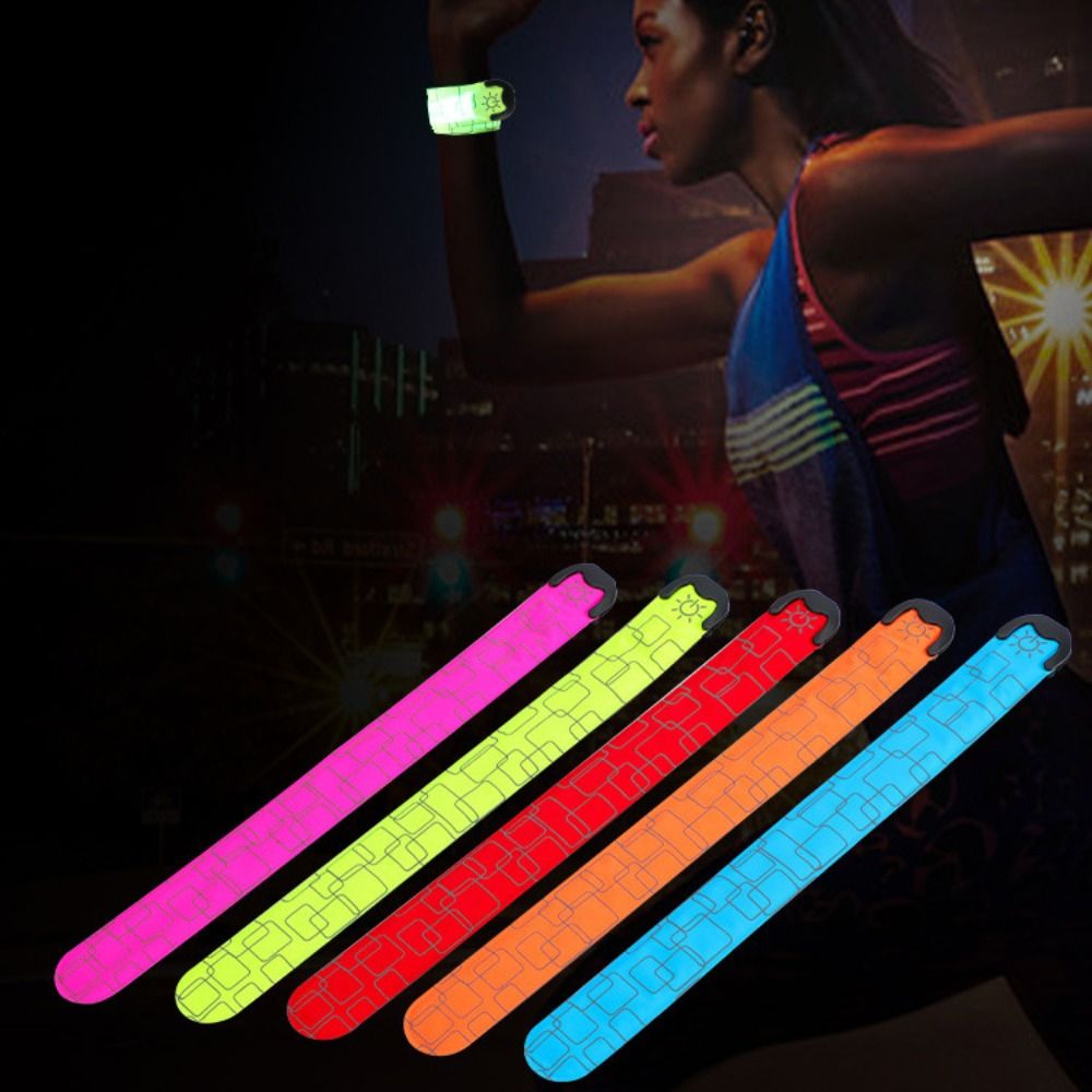 Batterijgevoede nachtlooparmba - Running Gear Night recensie en prijs